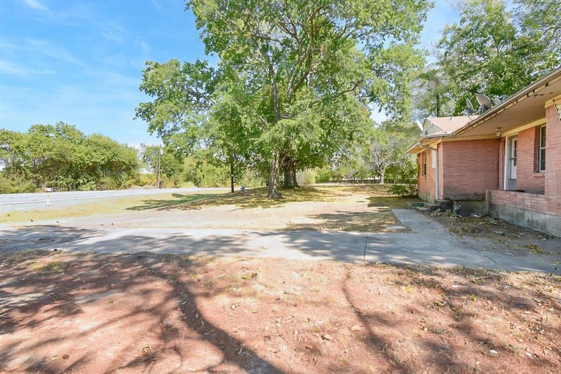 405 Fm 816, Wolfe City TX 75496 - Photo 3