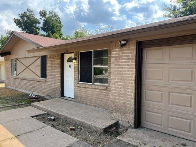 2312 Meadow Crest, Irving TX 75060 - Photo 4