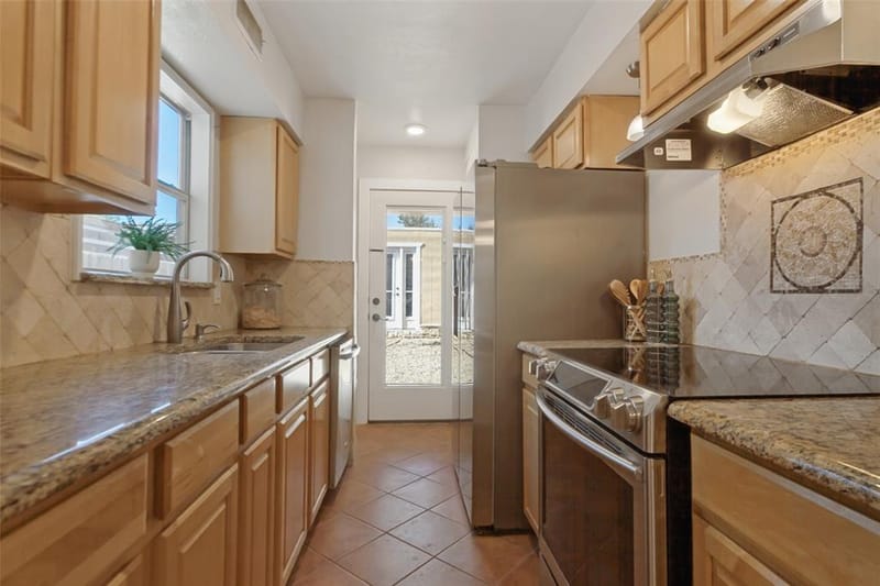 351 Valley Park Drive, Garland TX 75043 - Photo 5