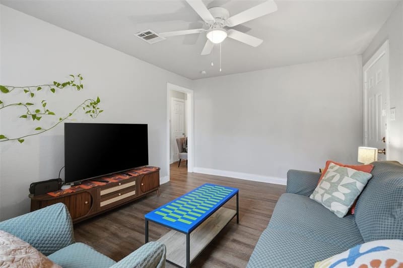 3261 Todd Avenue, Fort Worth TX 76110 - Photo 9