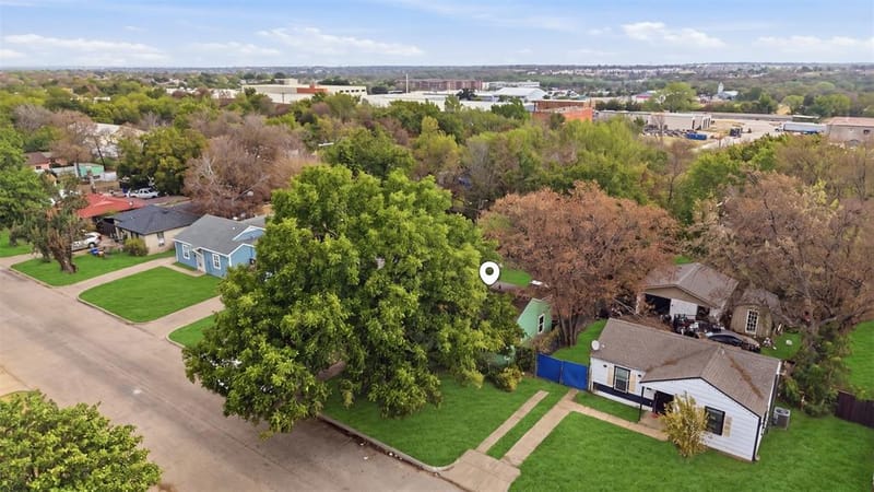 3261 Todd Avenue, Fort Worth TX 76110 - Photo 4