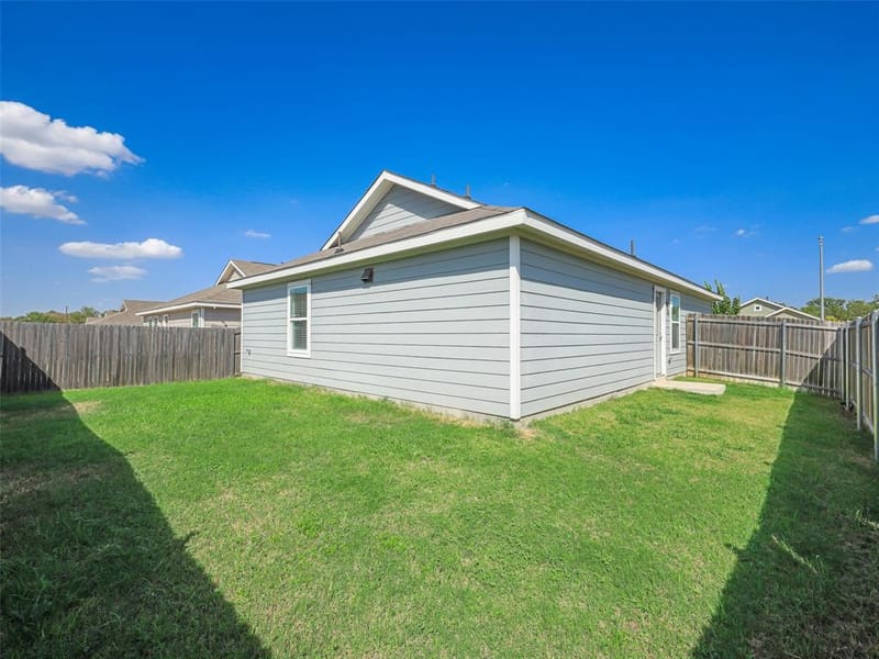 2932 Dora Drive, Fort Worth TX 76119 - Photo 24