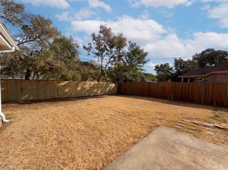 4519 Marcell Avenue, Dallas TX 75211 - Photo 13