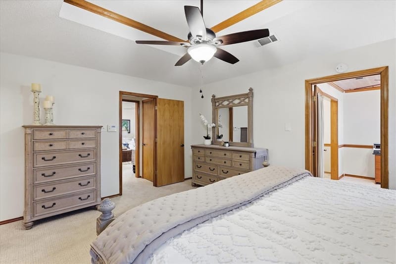 707 Glenn Drive, Euless TX 76039 - Photo 24