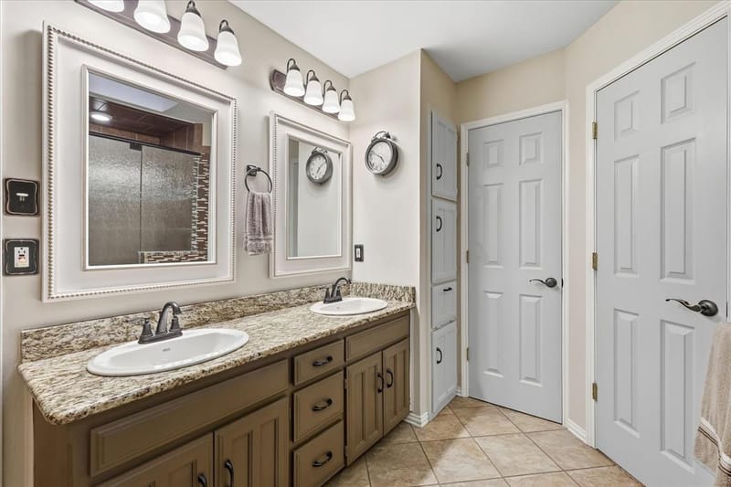 707 Glenn Drive, Euless TX 76039 - Photo 25