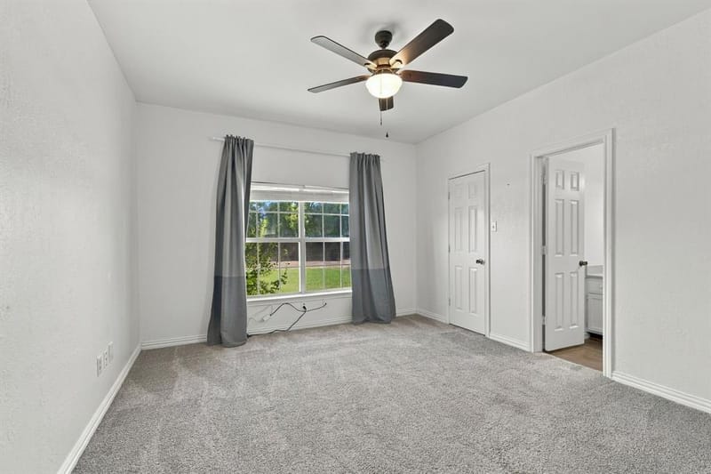 1015 Shelly Drive, Keene TX 76031 - Photo 15