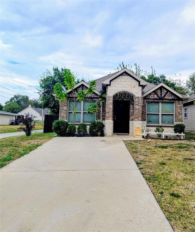 3201 Bois D Arc Street, Greenville TX 75401