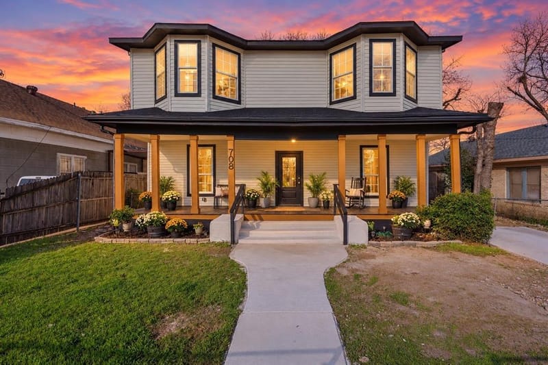 708 Essex Street, Fort Worth TX 76105