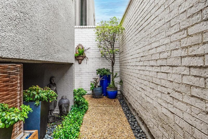 3416 Douglas Avenue, Dallas TX 75219 - Photo 2