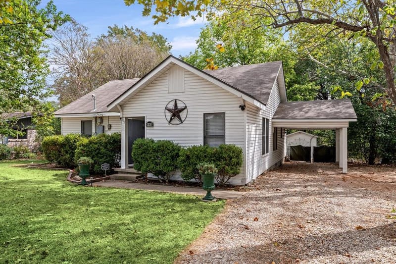 302 W Billington Drive, Robinson TX 76706