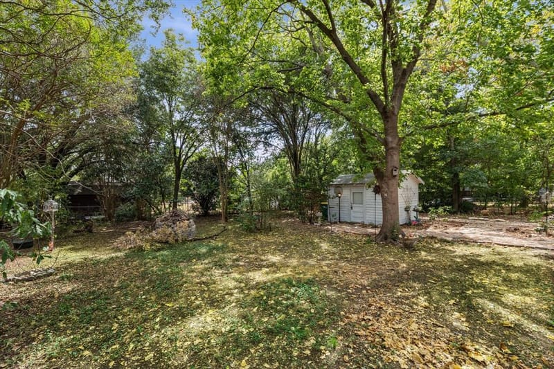 302 W Billington Drive, Robinson TX 76706 - Photo 24