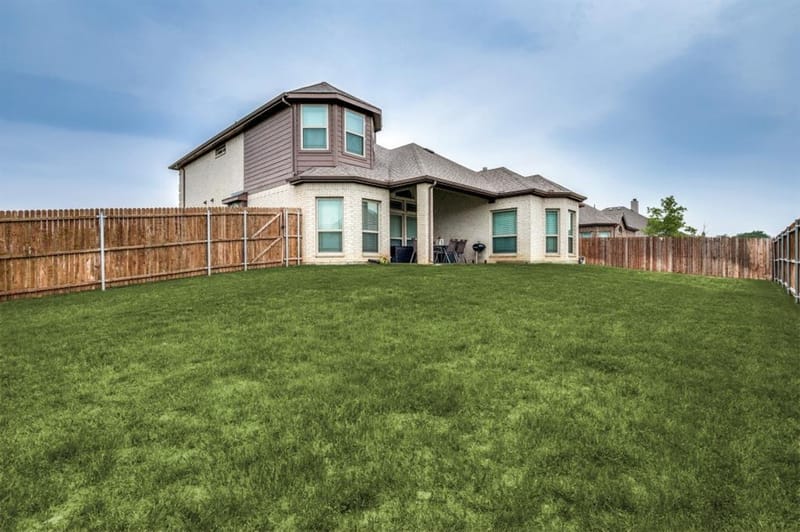 249 Noble Nest Drive, Midlothian TX 76065 - Photo 2