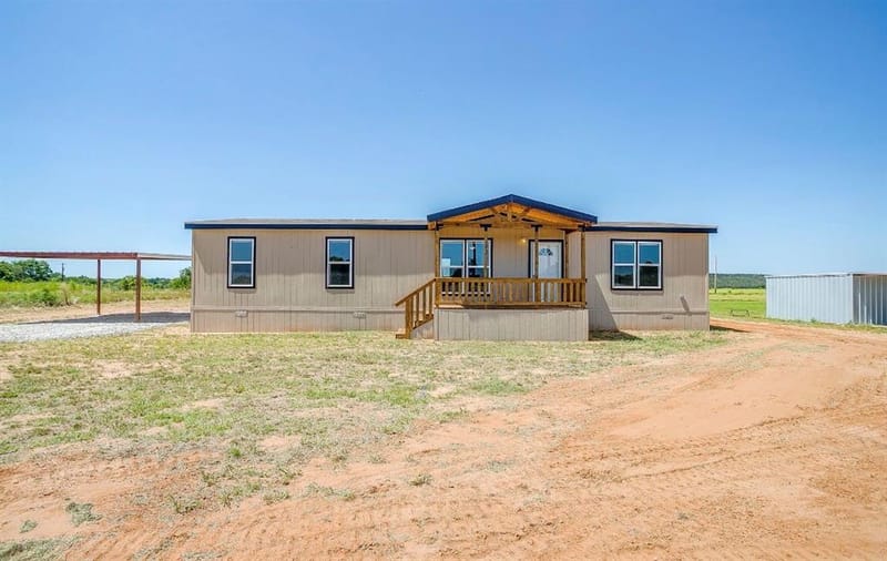 21 Kenzi Drive, Mineral Wells TX 76067 - Photo 4