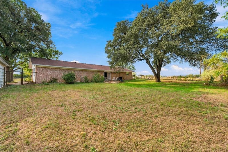 12201 Old China Spring Road, Waco TX 76708 - Photo 23