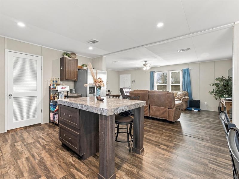 123 Dove Court, Runaway Bay TX 76426 - Photo 8