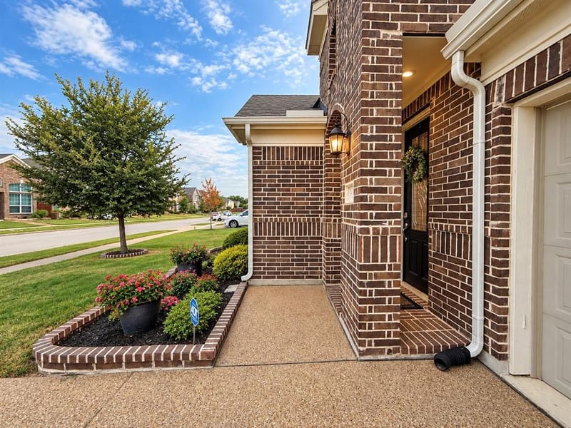 330 Gleneagles Drive, Garland TX 75040 - Photo 6