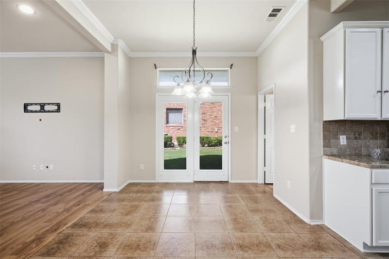 750 Village Green Drive, DeSoto TX 75115 - Photo 13
