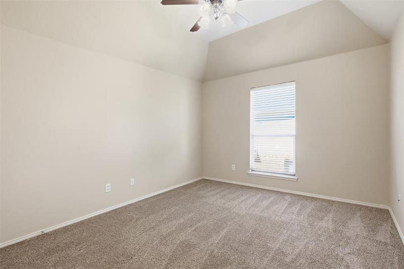 750 Village Green Drive, DeSoto TX 75115 - Photo 32