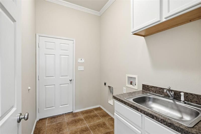 750 Village Green Drive, DeSoto TX 75115 - Photo 20
