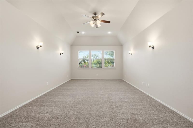 750 Village Green Drive, DeSoto TX 75115 - Photo 33