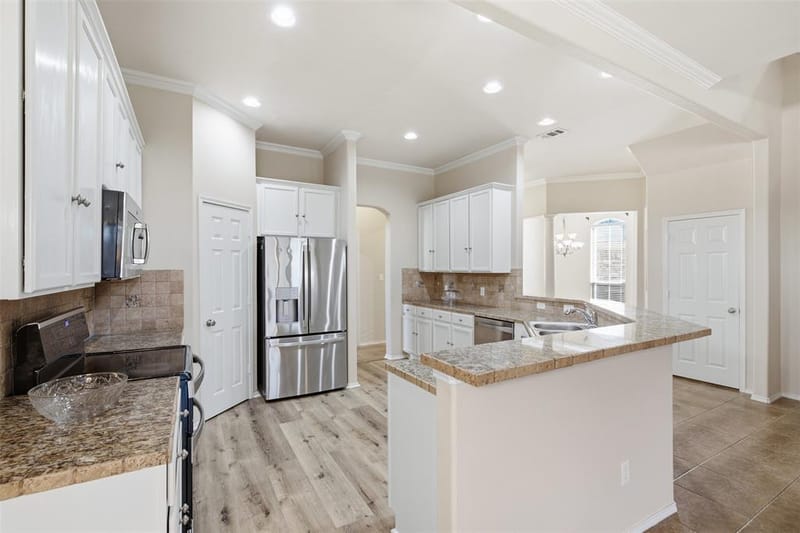 750 Village Green Drive, DeSoto TX 75115 - Photo 11