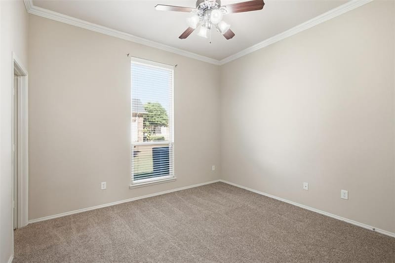 750 Village Green Drive, DeSoto TX 75115 - Photo 21