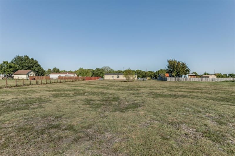 9738 Olive Street, Princeton TX 75407 - Photo 17