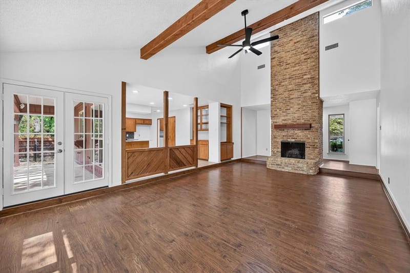 1600 Craighton Court, Arlington TX 76012 - Photo 5