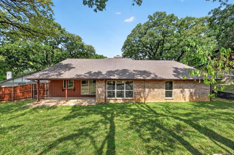 1600 Craighton Court, Arlington TX 76012 - Photo 33