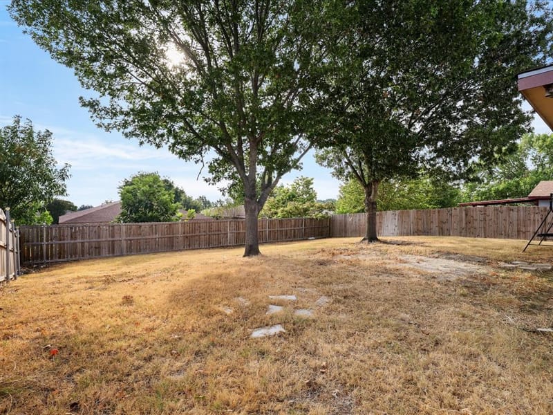 709 Basset Locke Drive, Fort Worth TX 76108 - Photo 24