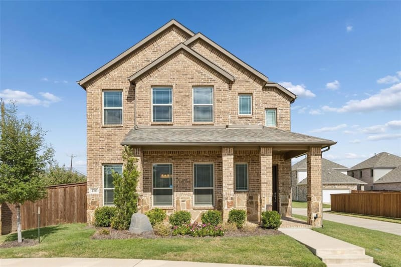 2703 Chambray Lane, Mansfield TX 76063