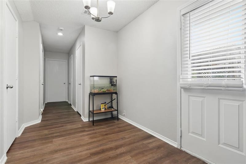 1507 Wavecrest Drive, Glenn Heights TX 75154 - Photo 11