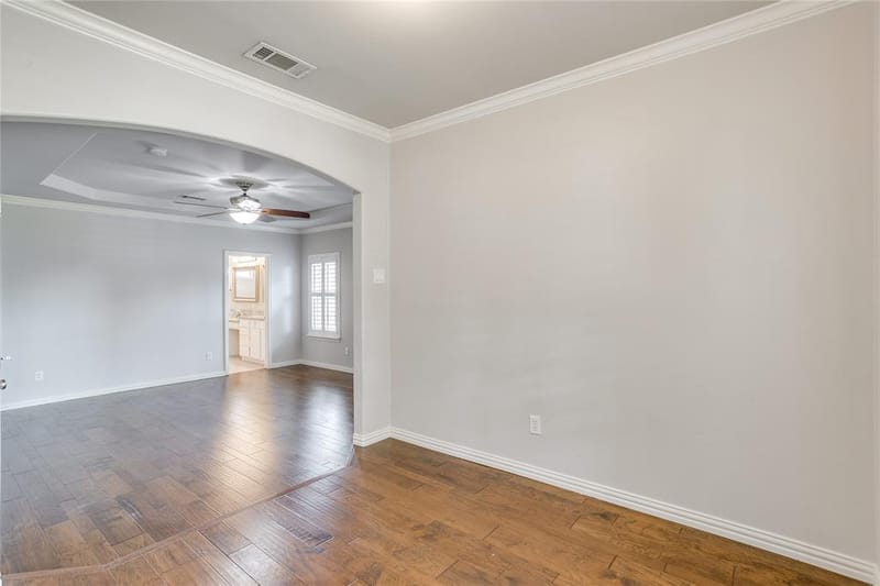 908 Bridle Path, Burleson TX 76028 - Photo 23