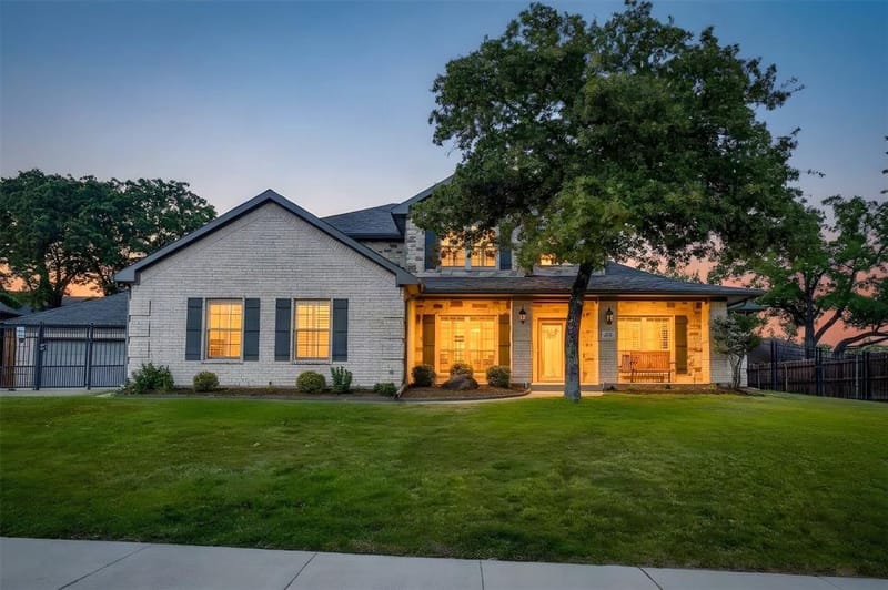 908 Bridle Path, Burleson TX 76028 - Photo 3