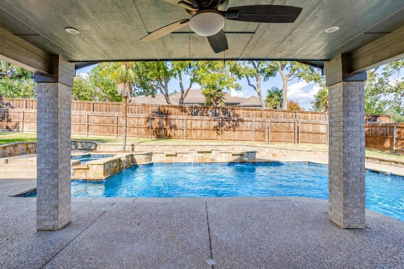 908 Bridle Path, Burleson TX 76028 - Photo 34