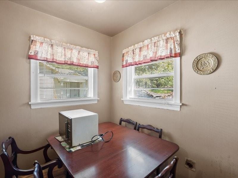 1215 N Confederate Avenue, Tyler TX 75702 - Photo 12