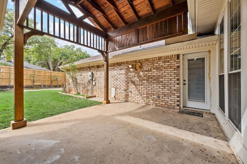 3804 Berkshire Court, Bedford TX 76021 - Photo 29