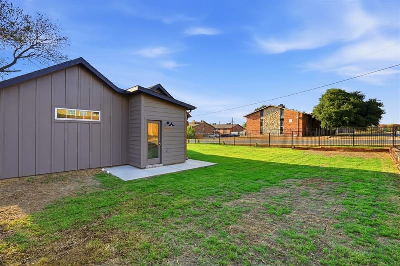 1601 Birdell Street, Fort Worth TX 76105 - Photo 28