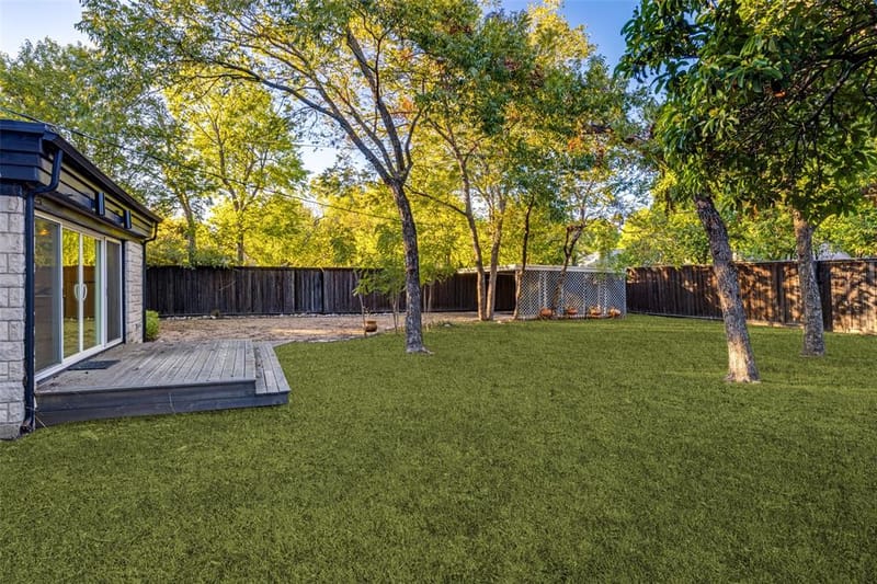 1434 Tranquilla Drive, Dallas TX 75218 - Photo 3