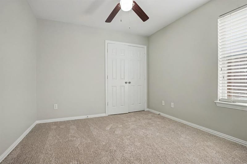 104 Camden Court, Irving TX 75061 - Photo 13