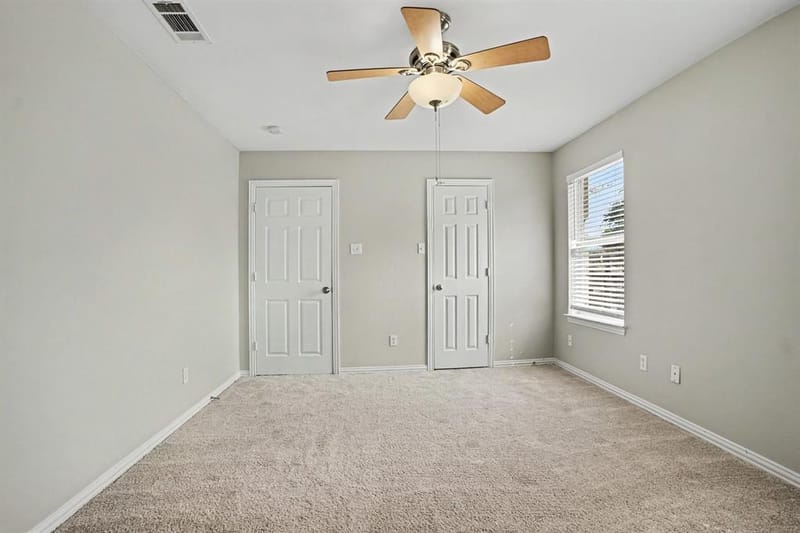 104 Camden Court, Irving TX 75061 - Photo 10