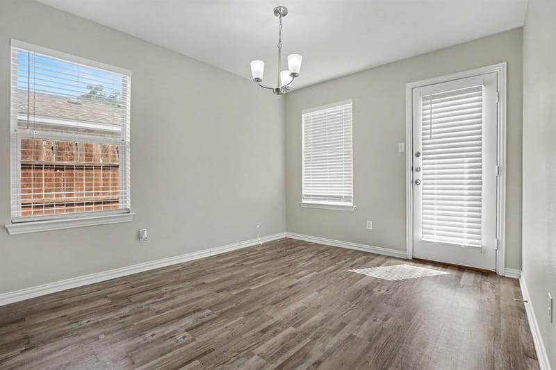 104 Camden Court, Irving TX 75061 - Photo 8