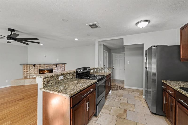 5312 Slay Drive, The Colony TX 75056 - Photo 6