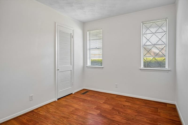 1228 Farnham Court E, Irving TX 75062 - Photo 27