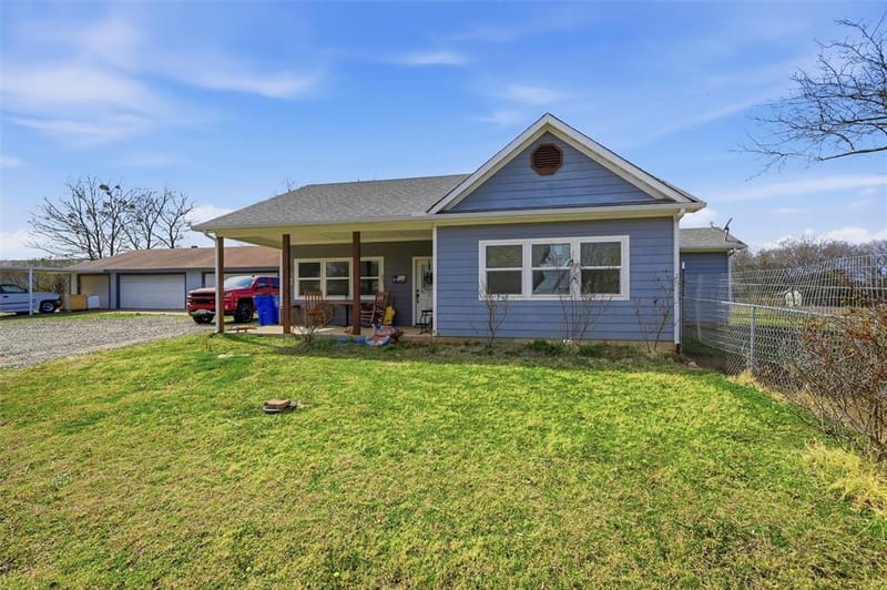 812 Quail Creek Circle, Pottsboro TX 75076 - Photo 6