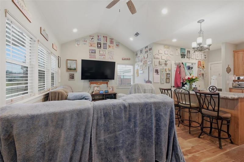 812 Quail Creek Circle, Pottsboro TX 75076 - Photo 7