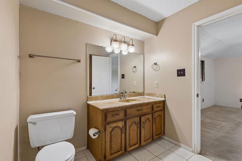 3815 Spring Hollow Drive, Carrollton TX 75007 - Photo 27