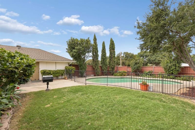 3815 Spring Hollow Drive, Carrollton TX 75007 - Photo 33