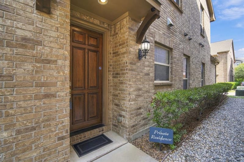 931 Whitehall Drive, Richardson TX 75081 - Photo 2