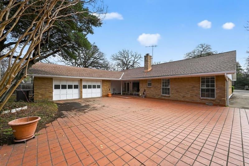 704 Castlewood Lane, Arlington TX 76012 - Photo 28